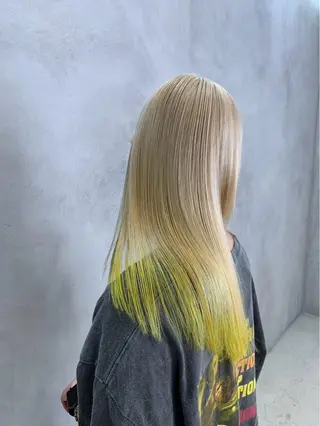 セミロング カミヤマ リョウマのヘアスタイル