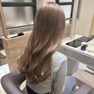 ロング カラー mio ︴ アレンジ ︴ 透明感カラーのヘアスタイル