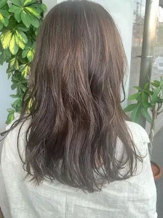 カラー mu ku.のヘアスタイル