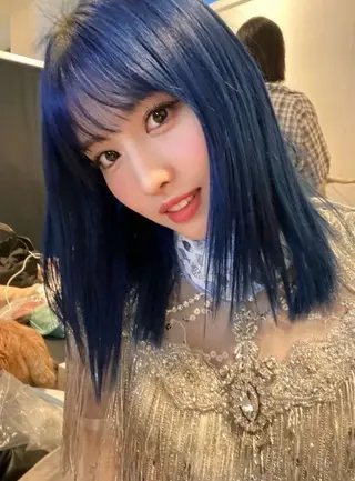 ミディアム カラー ヘアアレンジ 韓国レイヤーカット/ 儚げカラーチナツのヘアスタイル