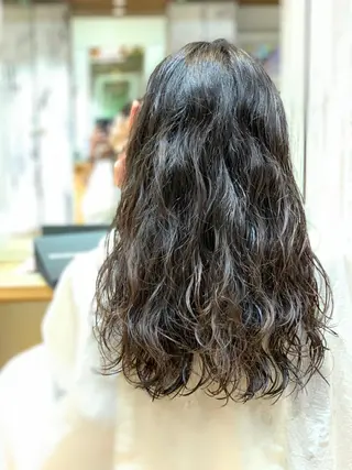 ロング パーマ 高橋 宏太郎のヘアスタイル