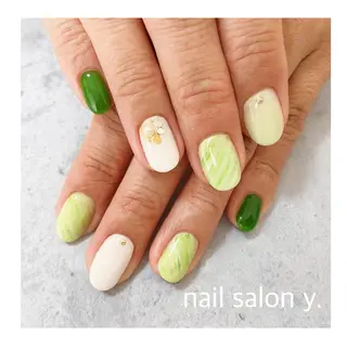 ネイル nailsalon y.のネイルデザイン