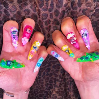 ネイル 久保田 沙綾のネイルデザイン