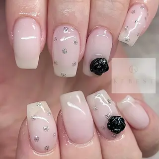 ネイル REBEST 四條畷店のマツエク・マツパデザイン