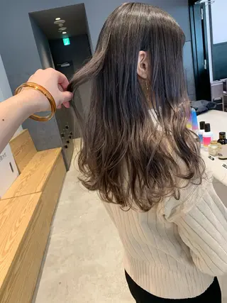 セミロング yui .のヘアスタイル