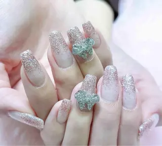 ネイル MoonNail ユリ🌸のネイルデザイン