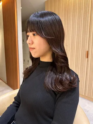 セミロング 安永 来未のヘアスタイル