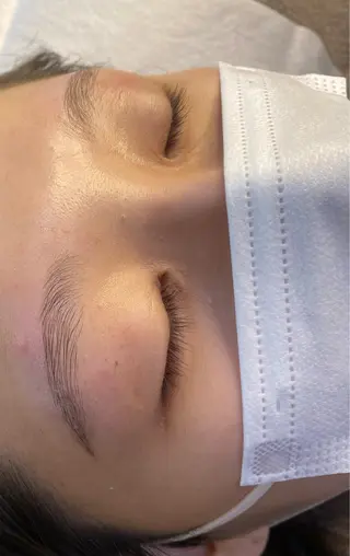 アイブロウ 荒谷 美佐子のマツエク・マツパデザイン