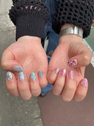 ネイル はばすみれ🎀ﾈｲﾙ 光ﾌｪｲｼｬﾙ ﾍｱのネイルデザイン