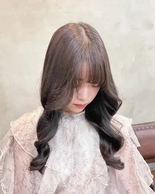 ロング カラー ヘアアレンジ 【ピンク/韓国ヘア/ ヘアセット】亜海のヘアスタイル
