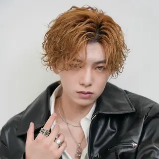 ショート カラー パーマ メンズ 🔥メンズ極🔥韓国 シャドウ/波巻き柿崎のヘアスタイル