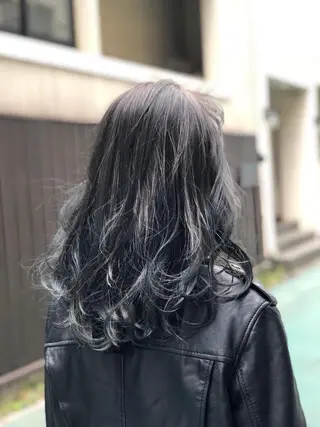 セミロング 髪質改善 カラーJILLのヘアスタイル