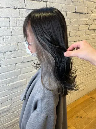 セミロング カラー 前田 輝のヘアスタイル