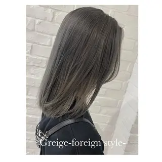 ミディアム カラー Ida Akaneのヘアスタイル