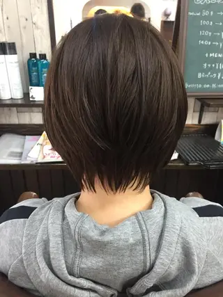 カラー 中山 ルミ子のヘアスタイル