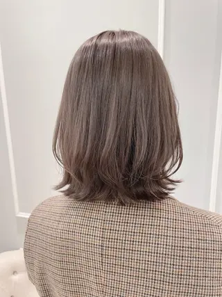 ミディアム カラー 🦖鶴岡 香純🦖のヘアスタイル