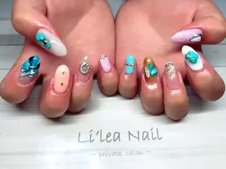 ネイル Li'leaNail AINAのネイルデザイン