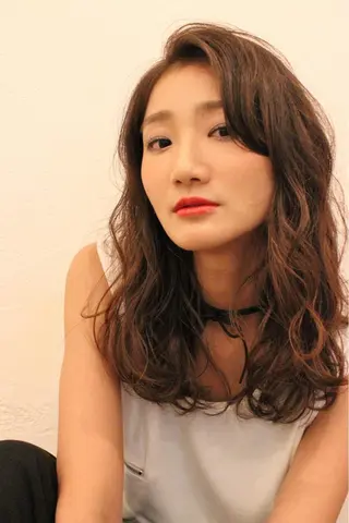 セミロング カラー パーマ 所渉/韓国レイヤー /ウルフカットのヘアスタイル