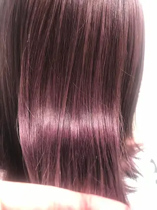 ミディアム サイレント美容師 アイリィのヘアスタイル