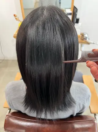 セミロング 三島 有佳里のヘアスタイル