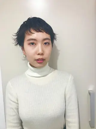 ショート 小林 明彦のヘアスタイル