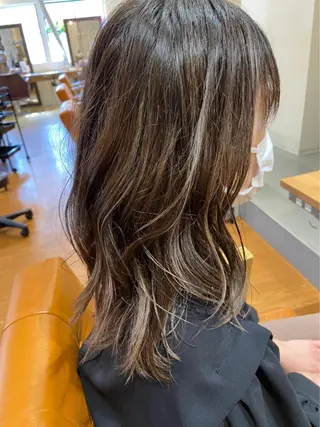 ロング chill out 南塚口本店のヘアスタイル