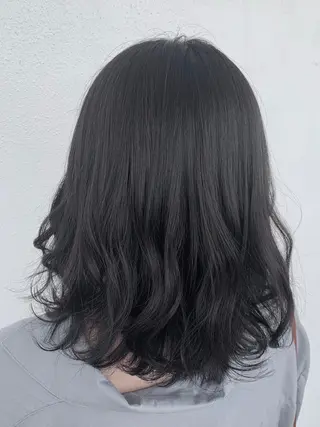 ミディアム カラー 工藤 萌香のヘアスタイル