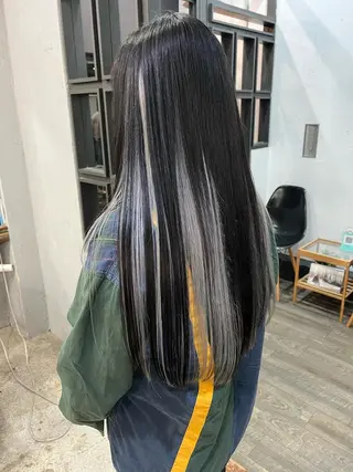 ロング カラー ヘアアレンジ メンズ アイブロウ 東 寛道のヘアスタイル