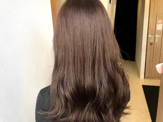 ロング カラー 辻本 夏子のヘアスタイル