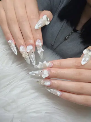 ネイル Lee Nailsのネイルデザイン