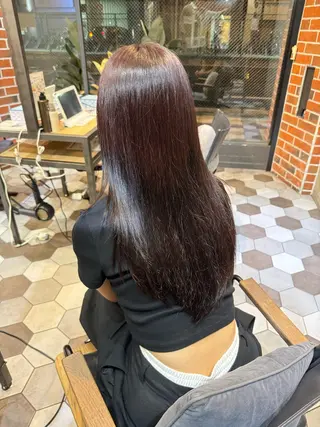 ロング カラー 近藤 愛理のヘアスタイル