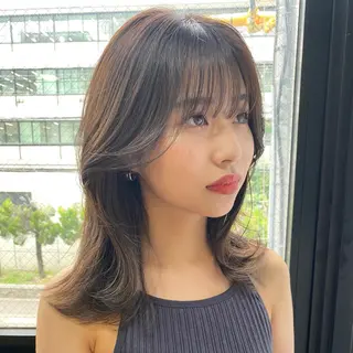 ミディアム カラー Pia ツボイ ケイタのヘアスタイル