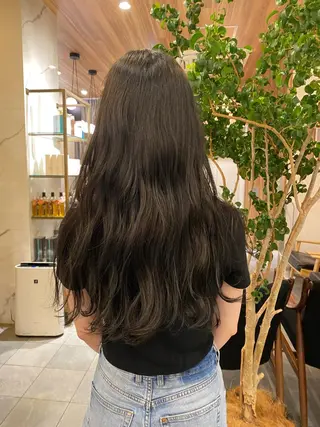 ロング カラー 穂乃香 BEAUTRIUMのヘアスタイル