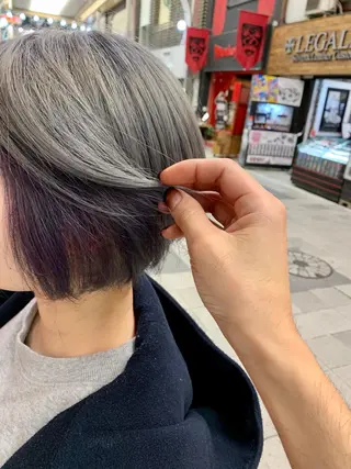 ショート カラー ヘアアレンジ 今村公介 ブリーチ特化、派手髪のヘアスタイル