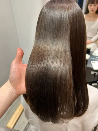 ロング カラー ヘアアレンジ yuka .のヘアスタイル