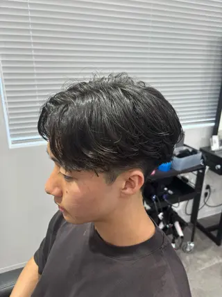 メンズ 🪽直毛男子の救世主 🪽フェザーパーマのヘアスタイル