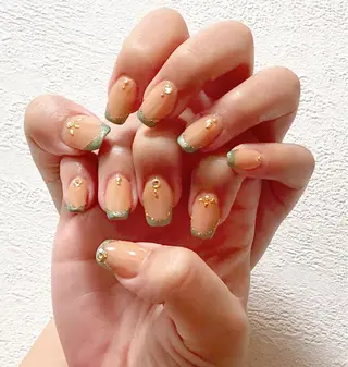 ネイル 髙橋 優菜のネイルデザイン