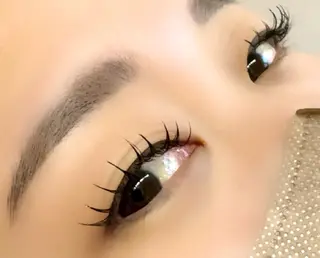 マツエク・マツパ na2nails&eye salon【ナツネイルズ&アイサロン】所属・eyelist Yのマツエク・マツパデザイン