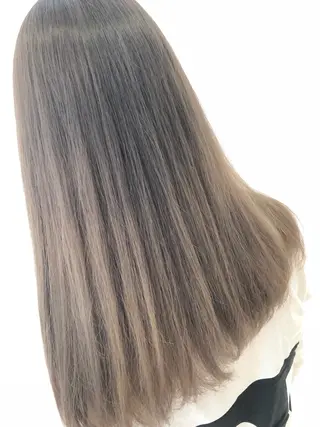 カラー 手塚 亮汰のヘアスタイル