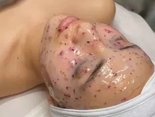 A.i.a四条烏丸店所属・A.i.a (エーアイエー)の眉毛・アイブロウイメージ