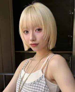 ショート ばんちなつ / ボブ/透明感カラーのヘアスタイル