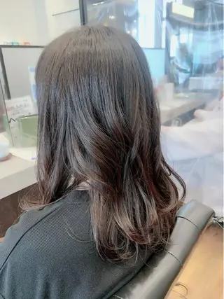 ミディアム 吉川 茉由子のマツエク・マツパデザイン