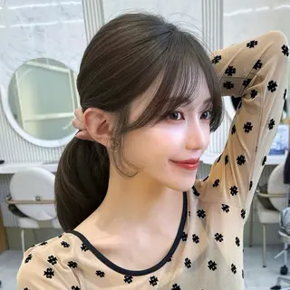 ロング 似合わせレイヤー/ 透明感カラーのヘアスタイル