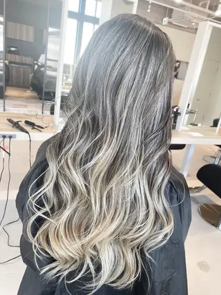 ロング カラー ヘアアレンジ ネイル マツエク・マツパ アイブロウ 井上 一平のヘアスタイル