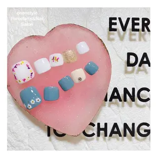 ショート ネイル 👑enen style👑のネイルデザイン