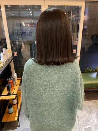 ミディアム カラー レイヤーカット/ GINJIのヘアスタイル