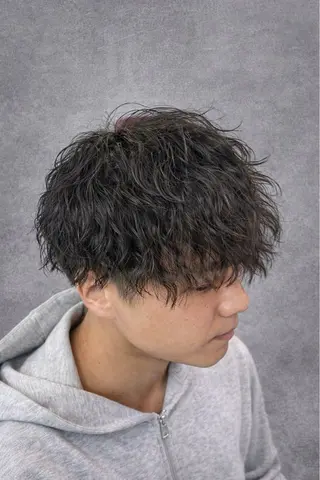 パーマ メンズ 【毎朝セット3分】 メンズパーマ　真人のヘアスタイル