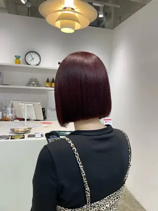 カラー H I ＮＡのヘアスタイル