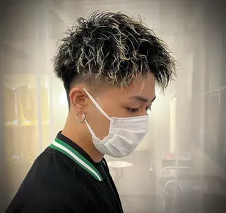 ショート カラー パーマ メンズ アイブロウ 京都駅メンズカット/ パーマ/Keigoのヘアスタイル