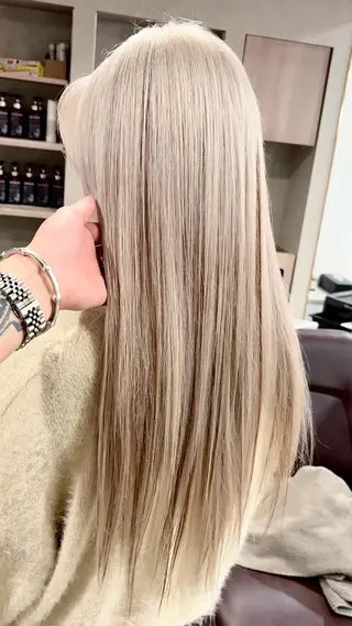 ロング カラー &so. アンドソー所属・バレイヤージュ/ 小泉じょうのヘアスタイル